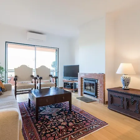 Apartment Flh Balcony With Pool Cascais